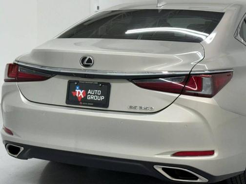 2020 Lexus ES 350 Base