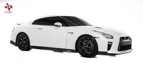 2017 Nissan GT-R Premium