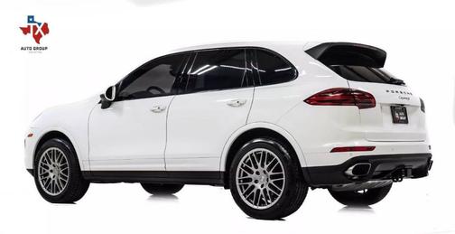 2017 Porsche Cayenne Platinum Edition