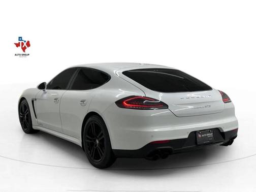 2015 Porsche Panamera GTS