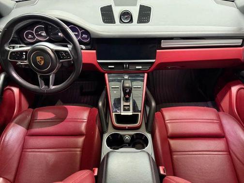 2022 Porsche Cayenne Platinum Edition