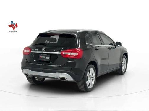 2018 Mercedes-Benz GLA 250 Base 4MATIC