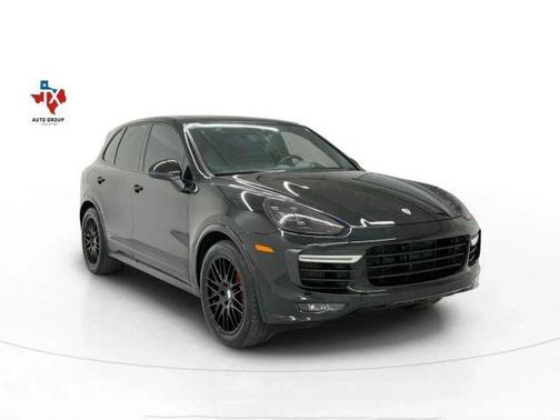 2016 Porsche Cayenne GTS