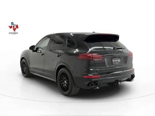 2016 Porsche Cayenne GTS