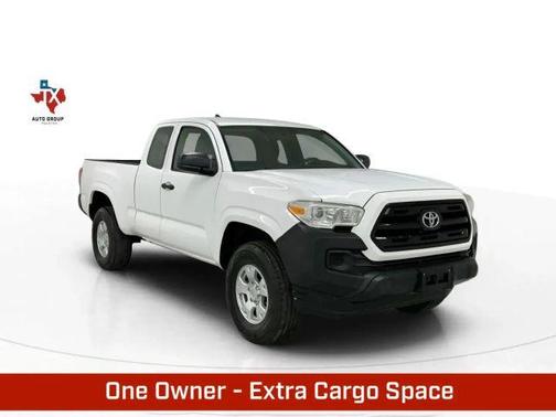 2017 Toyota Tacoma SR