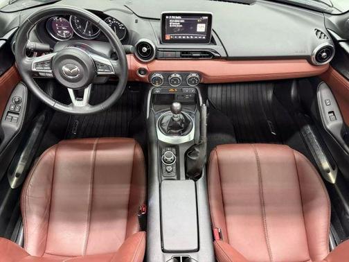 2017 Mazda MX-5 Miata SV