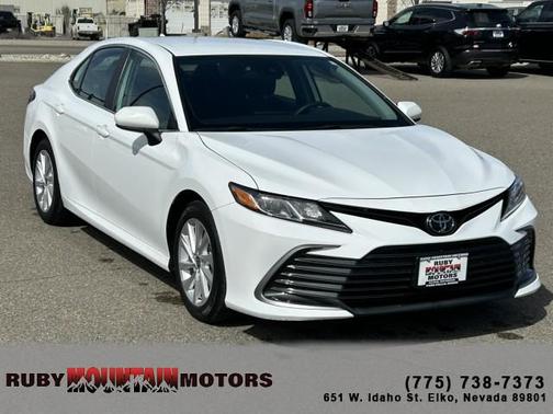 2024 Toyota Camry LE