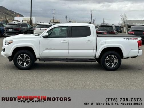 2017 Toyota Tacoma TRD Sport