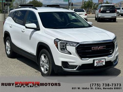 Summit White 2022 GMC Terrain SLE
