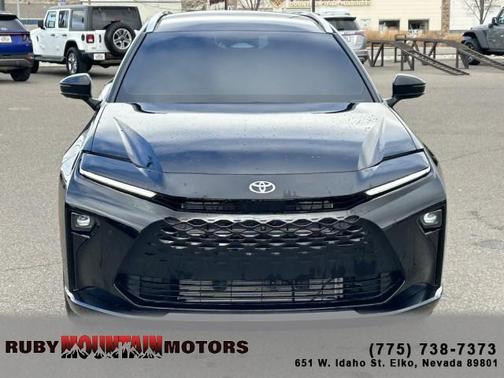 2025 Toyota Crown Signia Limited