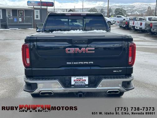 2023 GMC Sierra 1500 SLT