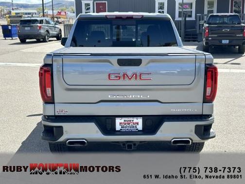 2023 GMC Sierra 1500 Denali