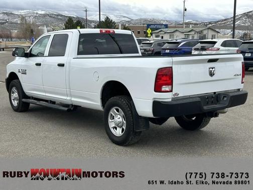 2017 RAM 3500 Tradesman Crew Cab 4x4 8' Box
