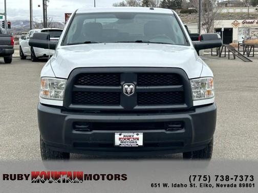 2017 RAM 3500 Tradesman Crew Cab 4x4 8' Box