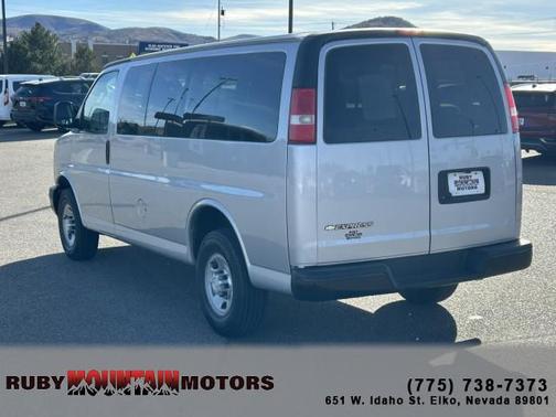 2017 Chevrolet Express 2500 LS