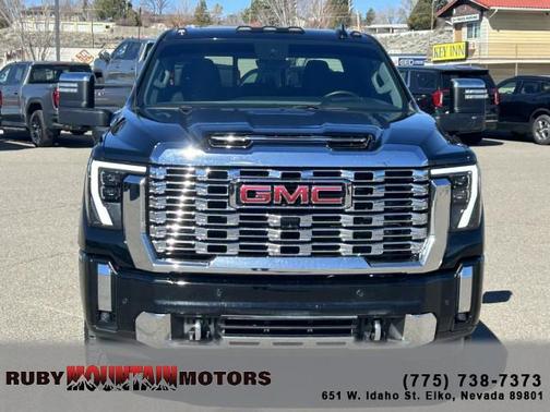 2025 GMC Sierra 3500 Denali
