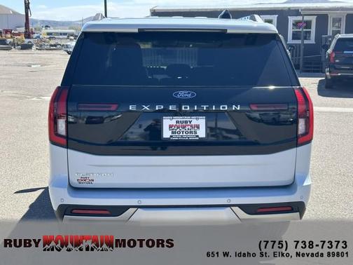 Space Silver Metallic 2025 Ford Expedition Platinum