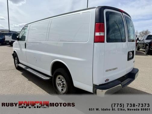 2017 GMC Savana 2500 Work Van