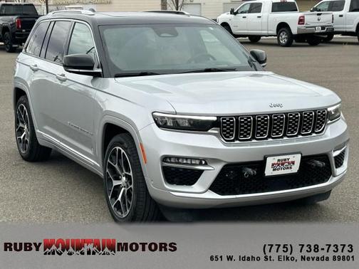 2023 Jeep Grand Cherokee Summit