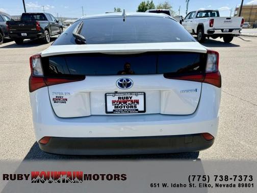 2019 Toyota Prius LE