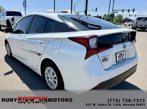 2019 Toyota Prius LE