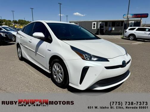 2019 Toyota Prius LE