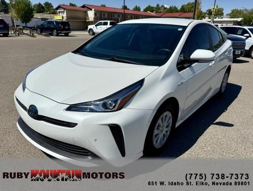 2019 Toyota Prius LE