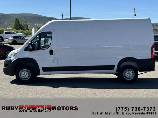 2025 RAM ProMaster 2500 Tradesman