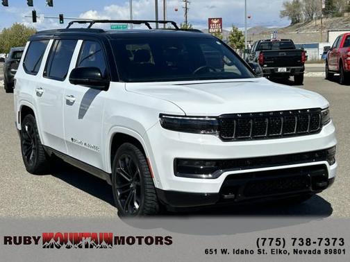 Bright White Clearcoat 2024 Jeep Grand Wagoneer Series II Obsidian