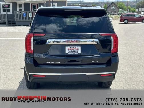 2024 GMC Yukon XL SLT