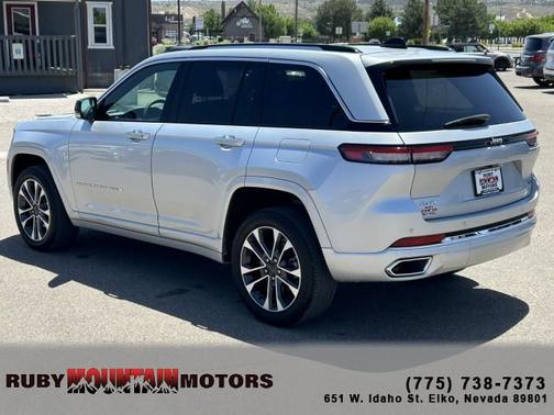 2023 Jeep Grand Cherokee Overland