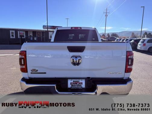 2023 RAM 3500 Big Horn Mega Cab 4x4 6'4' Box
