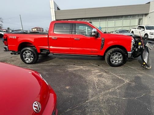 2023 Ford F-350 LARIAT SUPER DUTY