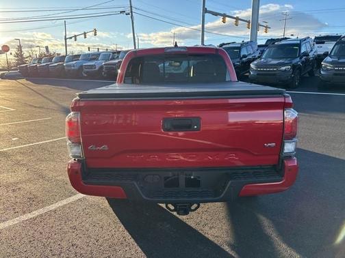 2022 Toyota Tacoma LIMITED