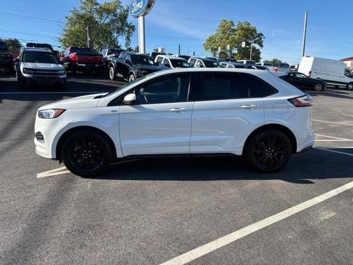 STAR WHITE 2022 Ford Edge ST LINE