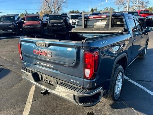 2022 GMC Sierra 1500 SLE