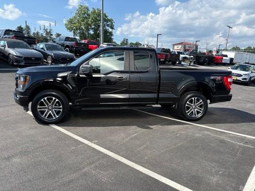 AGATE BLACK METALLIC 2023 Ford F-150 XL