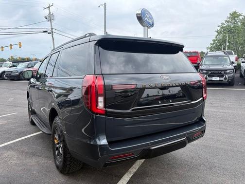 STONE BLUE METALLIC 2025 Ford Expedition TREMOR