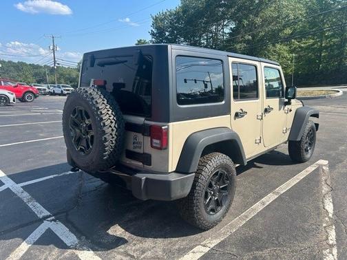 2017 Jeep Wrangler Unlimited SPORT