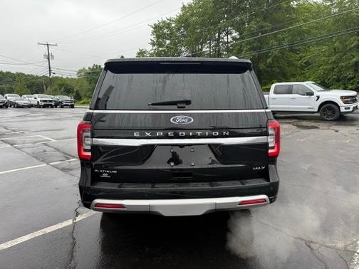 2022 Ford Expedition PLATINUM