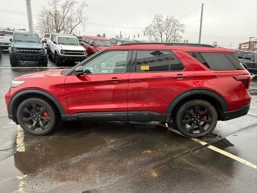 2023 Ford Explorer ST