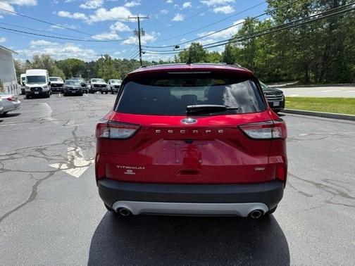 2022 Ford Escape TITANIUM