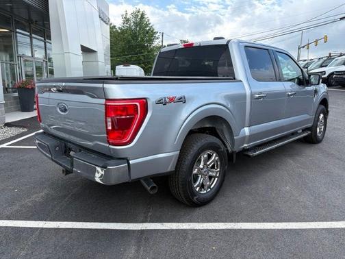 ICONIC SILVER METALLIC 2021 Ford F-150 XLT