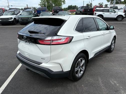 STAR WHITE 2021 Ford Edge SEL