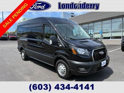 AGATE BLACK METALLIC 2024 Ford Transit-250 148 WB MEDIUM ROOF CARGO