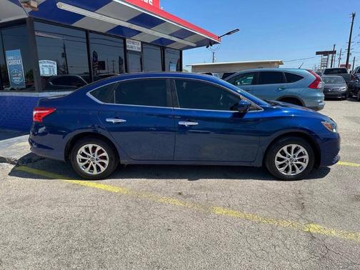Deep Blue Pearl 2019 Nissan Sentra SV