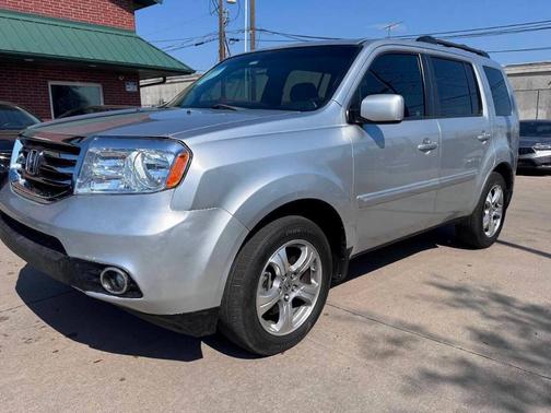 Alabaster Silver Metallic 2012 Honda Pilot EX