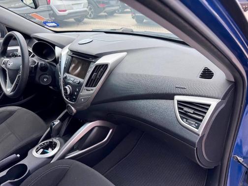 Pacific Blue 2016 Hyundai Veloster Base