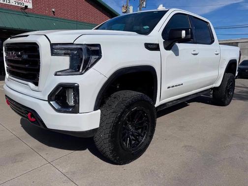 Summit White 2021 GMC Sierra 1500 AT4