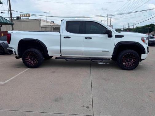 White 2022 GMC Sierra 1500 Limited Elevation